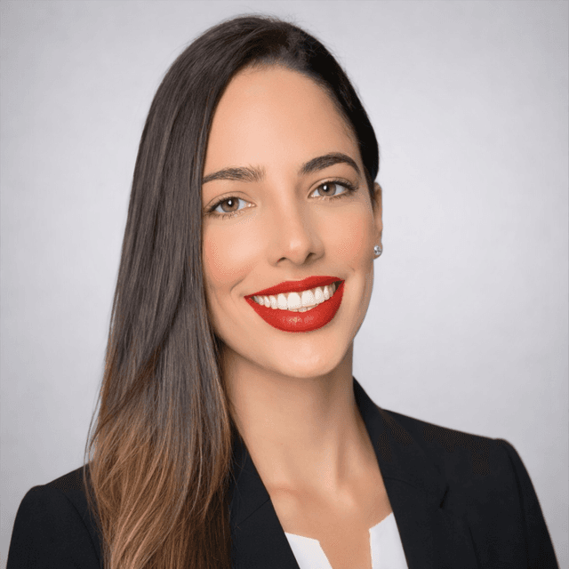 Heloysa Almeida — Especialista em Presença Digital